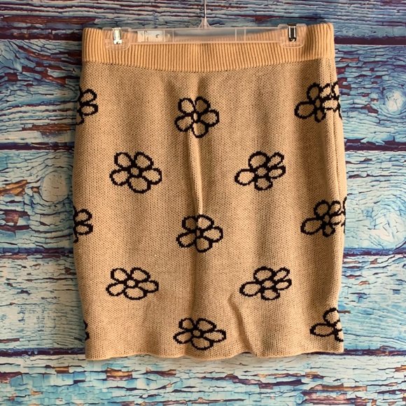 Shein Curve Sweater Skirt - Picture 3 of 5